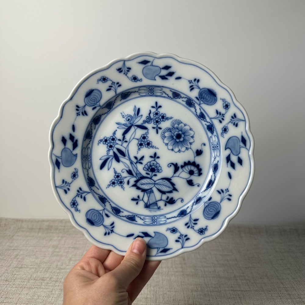 Antique Carl Teichert Meissen Blue Onion Plate – German Porcelain c. 1900